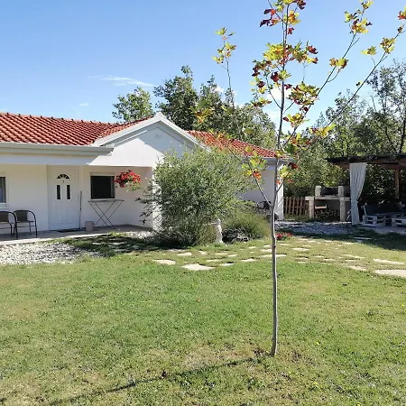 Holiday home Kristalni Slap Kravice Ljubuski